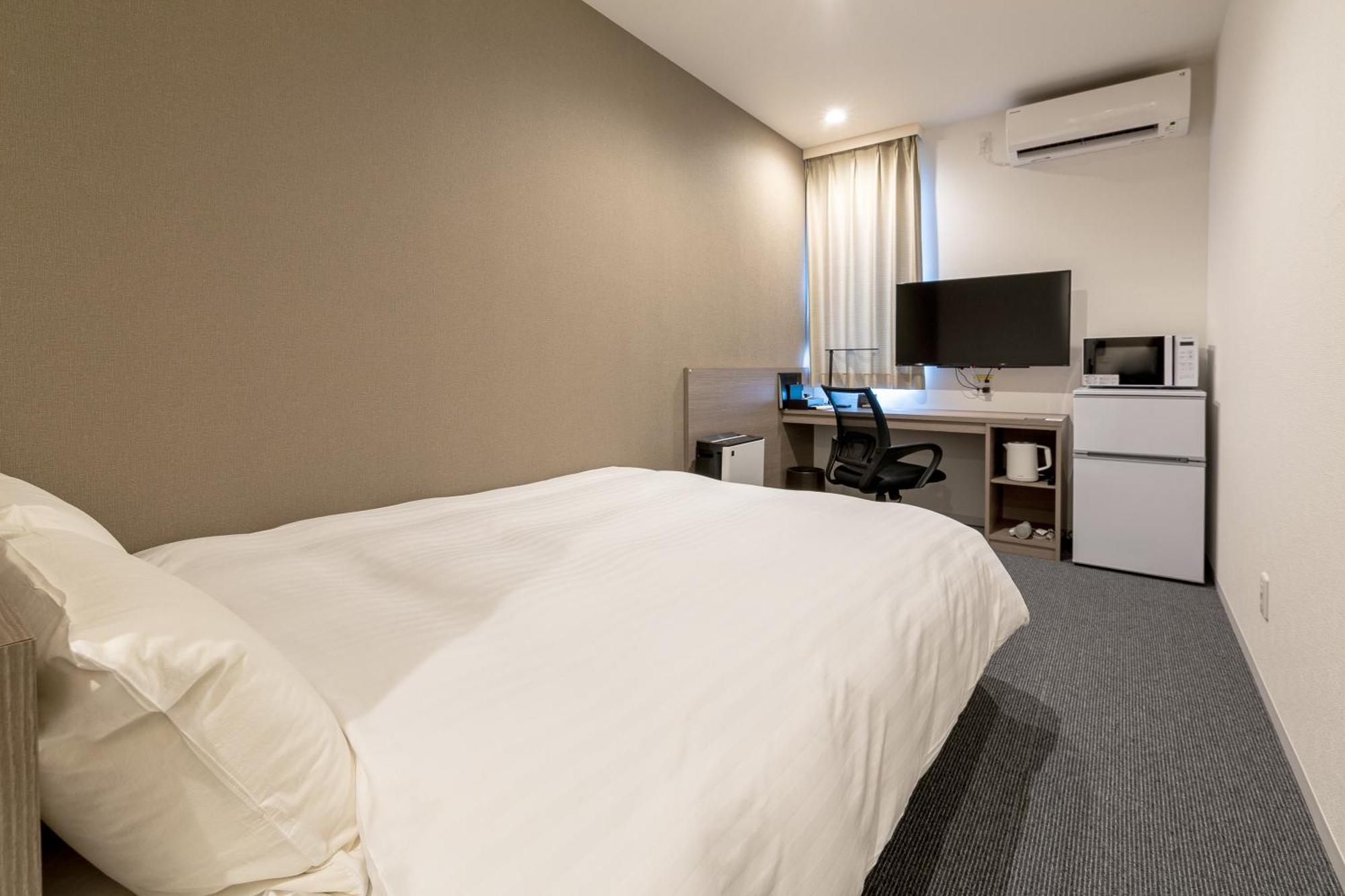 Hotel R9 The Yard Kaizu Bilik gambar