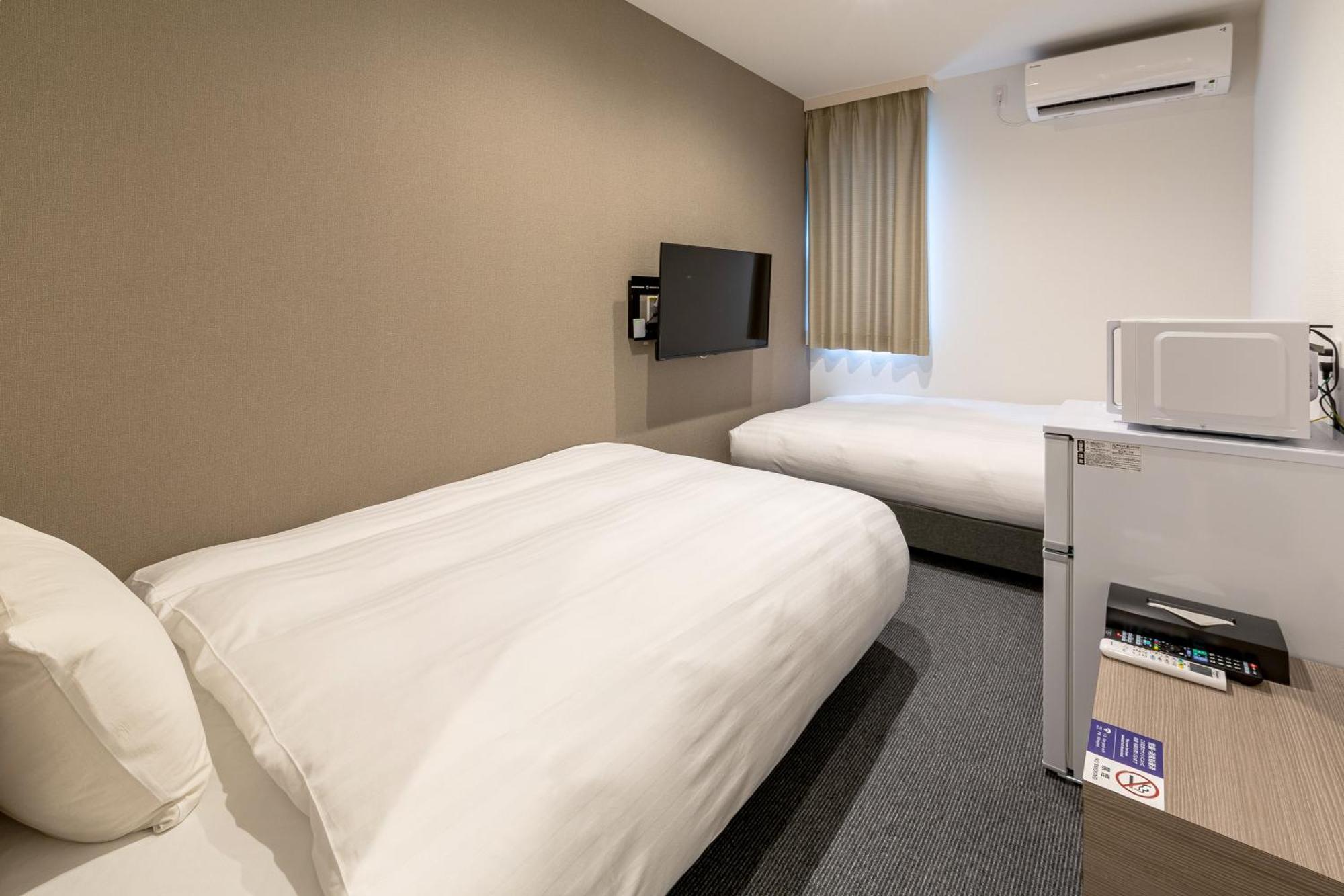 Hotel R9 The Yard Kaizu Bilik gambar